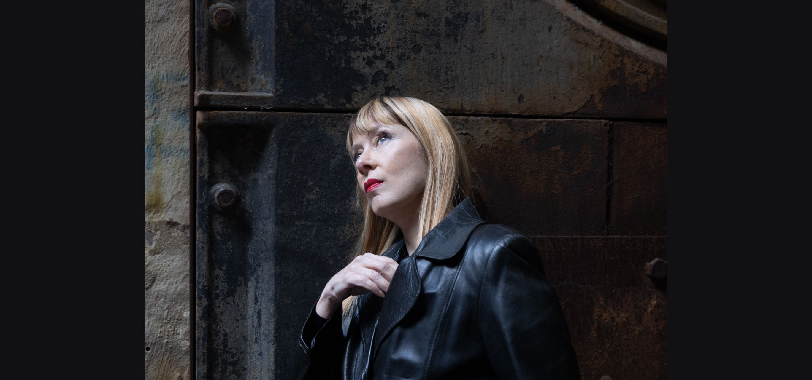Suzanne_Vega au Colisée de Roubaix.jpg