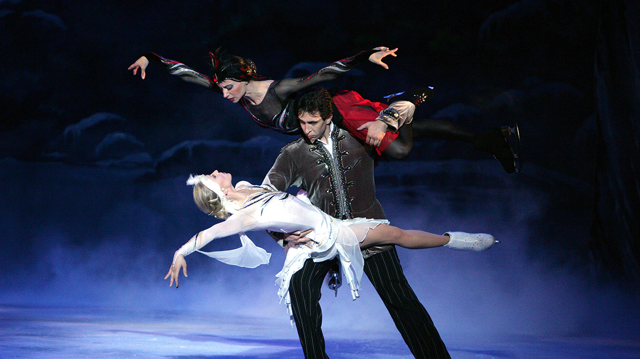 Le Lac Des Cygnes Sur Glace