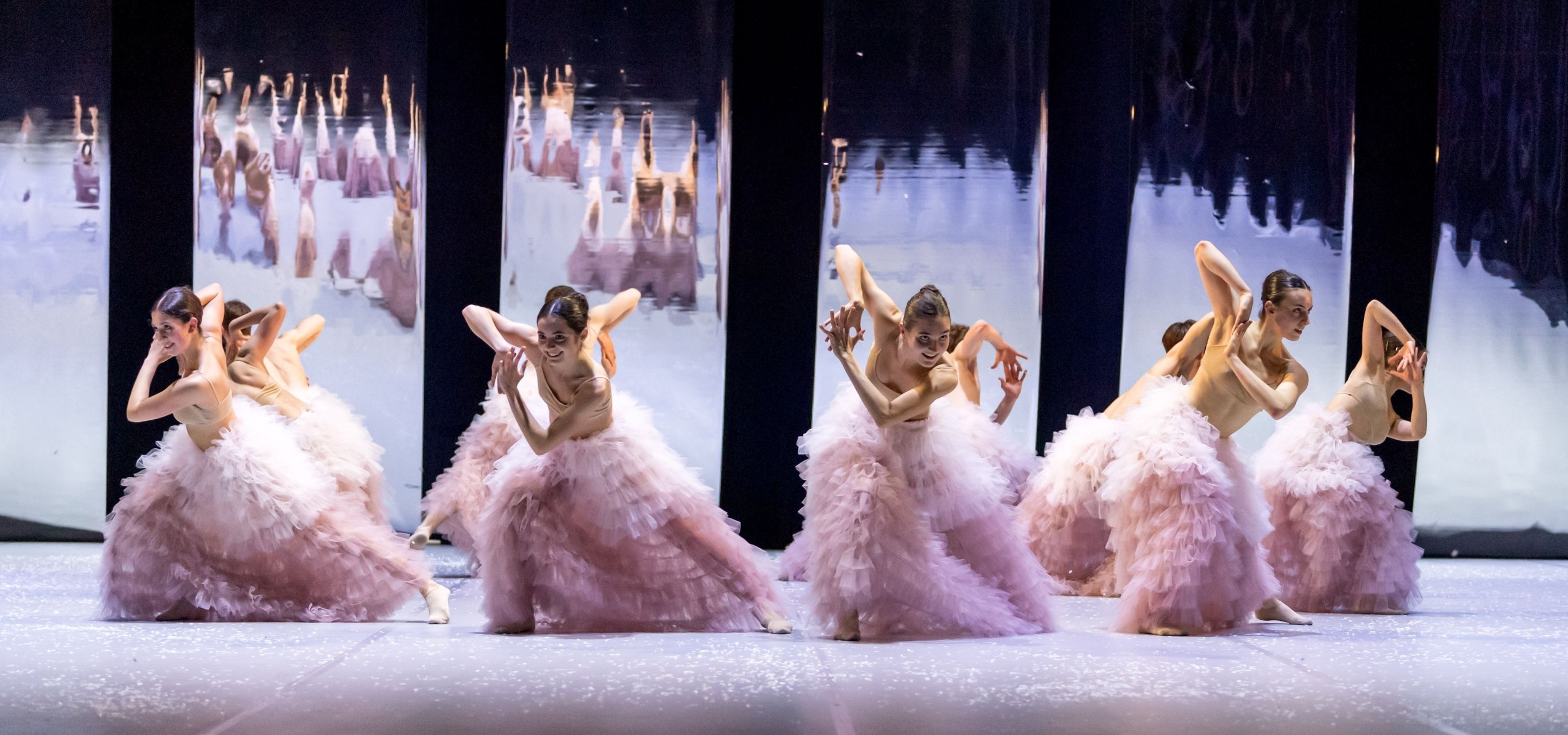 35 Europa Danse CasseNoisette.jpg