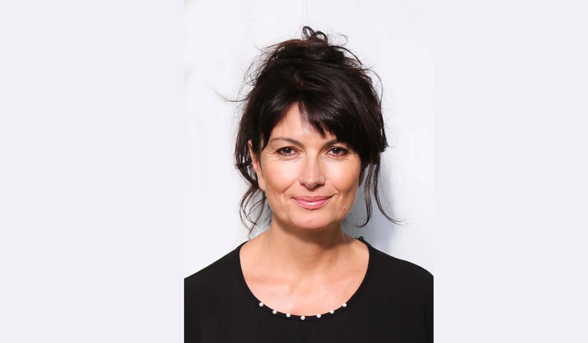 Changer l’eau des fleurs