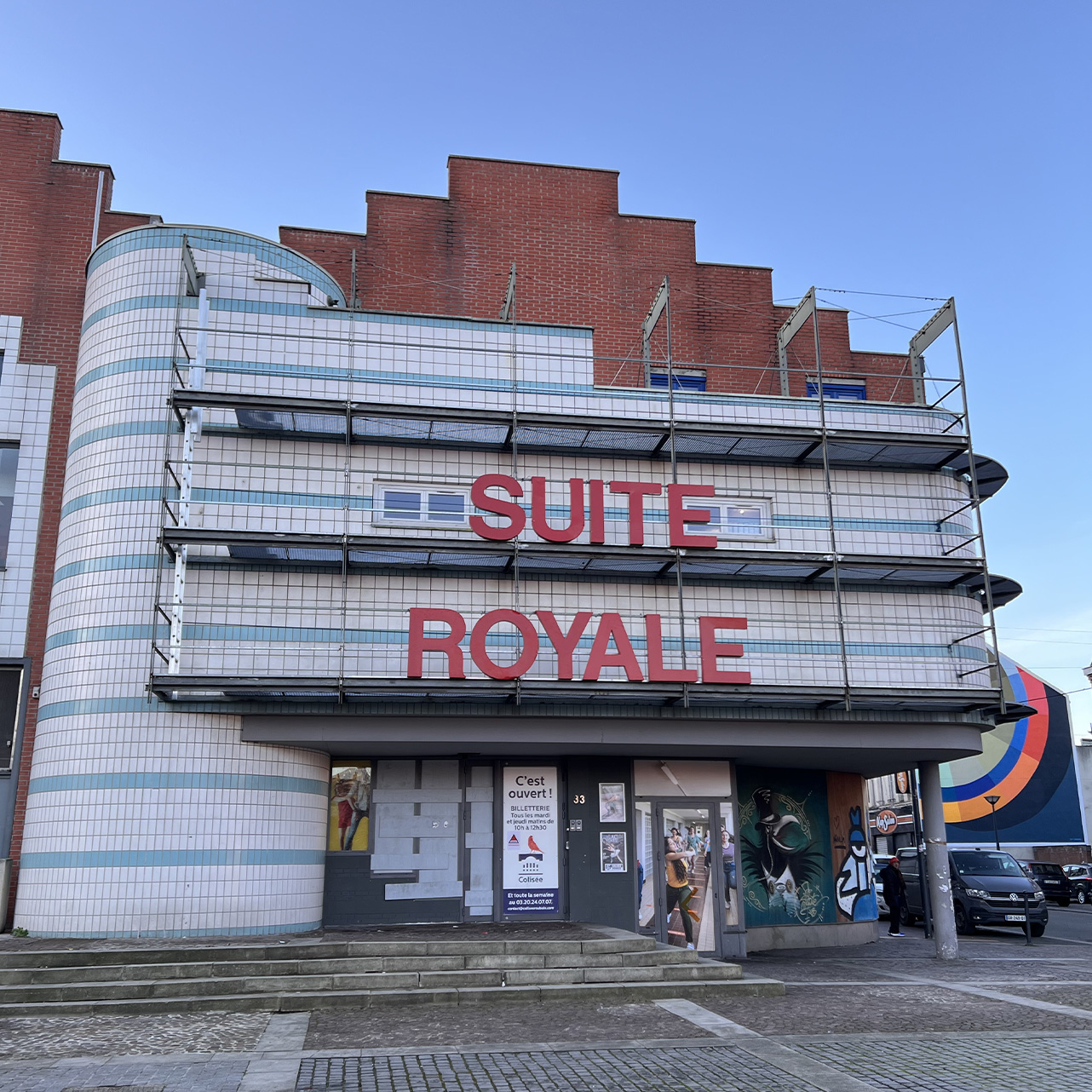 Suite Royale au Colisée de Roubaix près de Lille.jpg