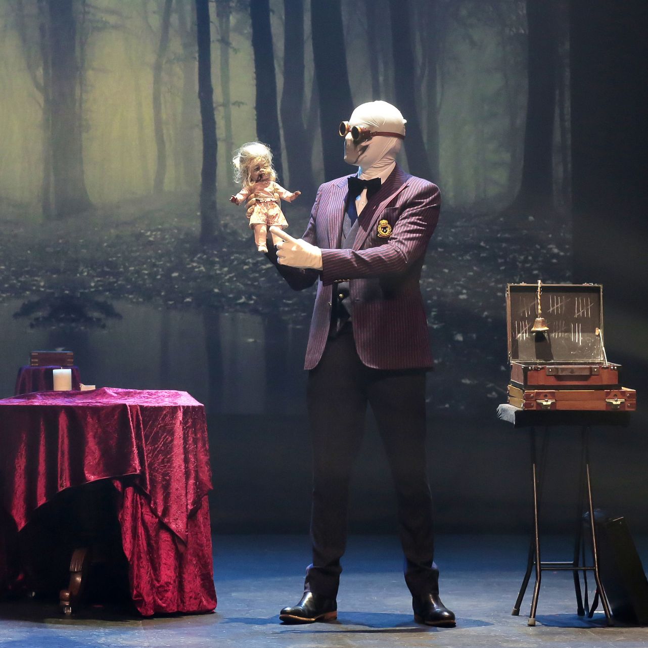 KLEK ENTO_Colisee_Roubaix_7.4.jpg