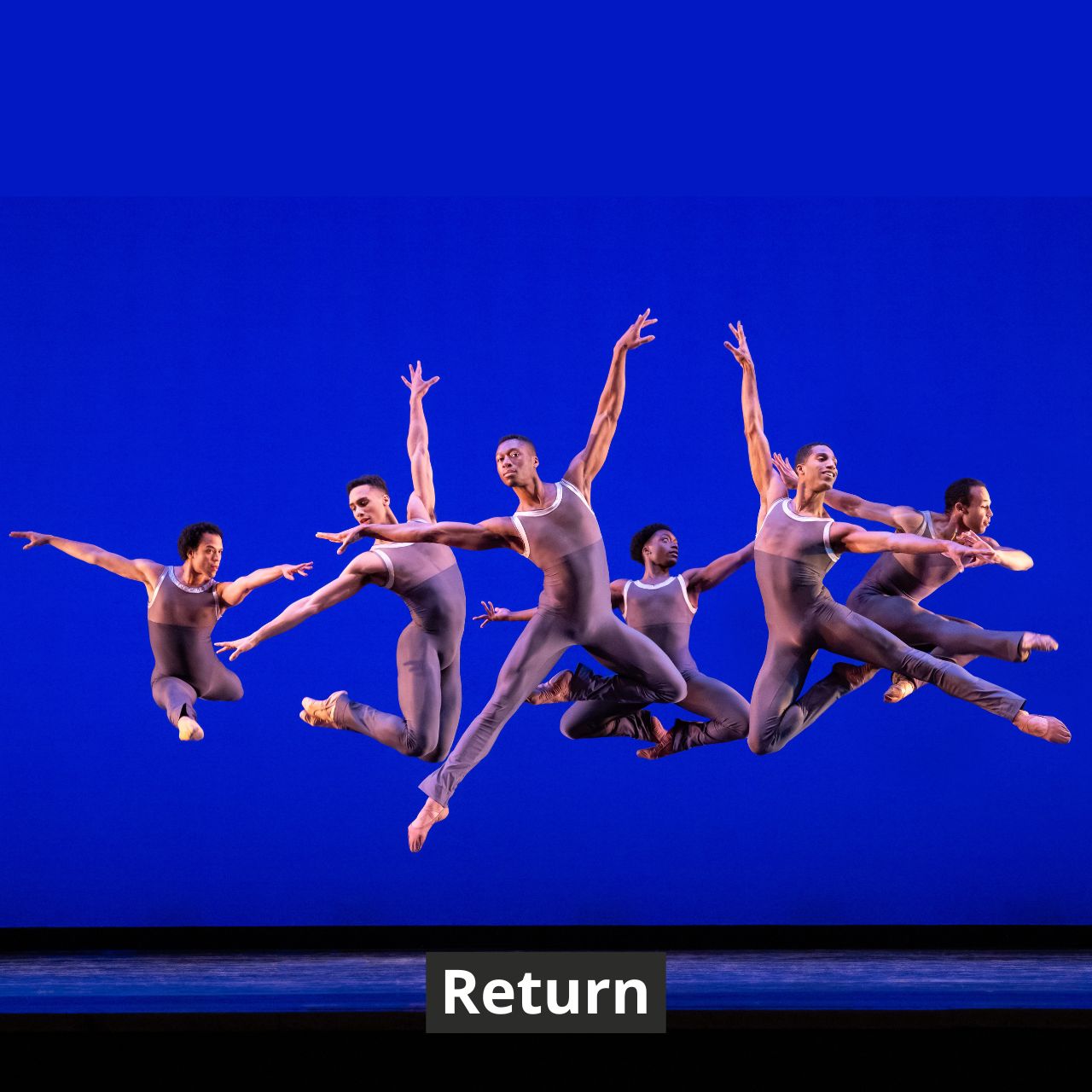 Return_ Colisee_Roubaix @Jeff Cravotta .jpg