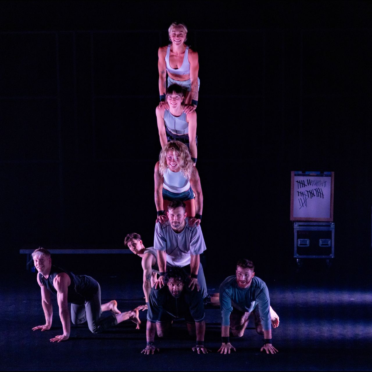 Gravity & Other Myths au Colisée de Roubaix près de Lille (8).jpg