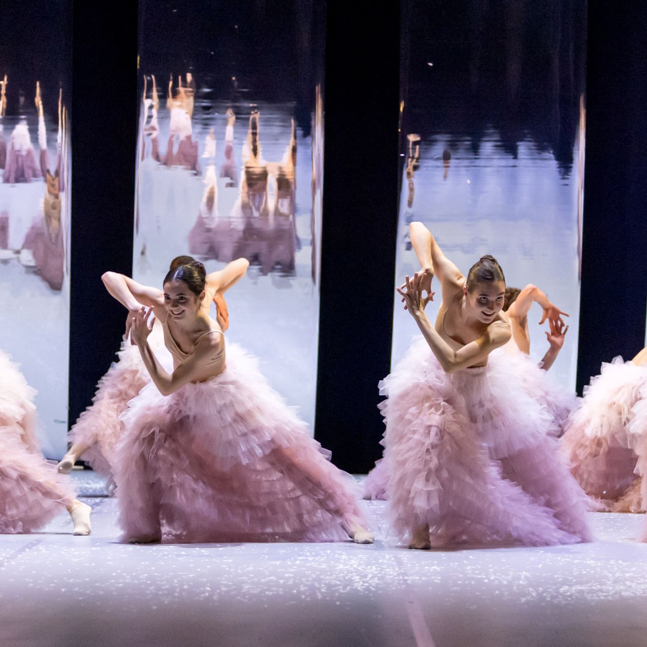 Europe Danse Casse Noisette au Colisée de Roubaix près de Lille (3).jpg
